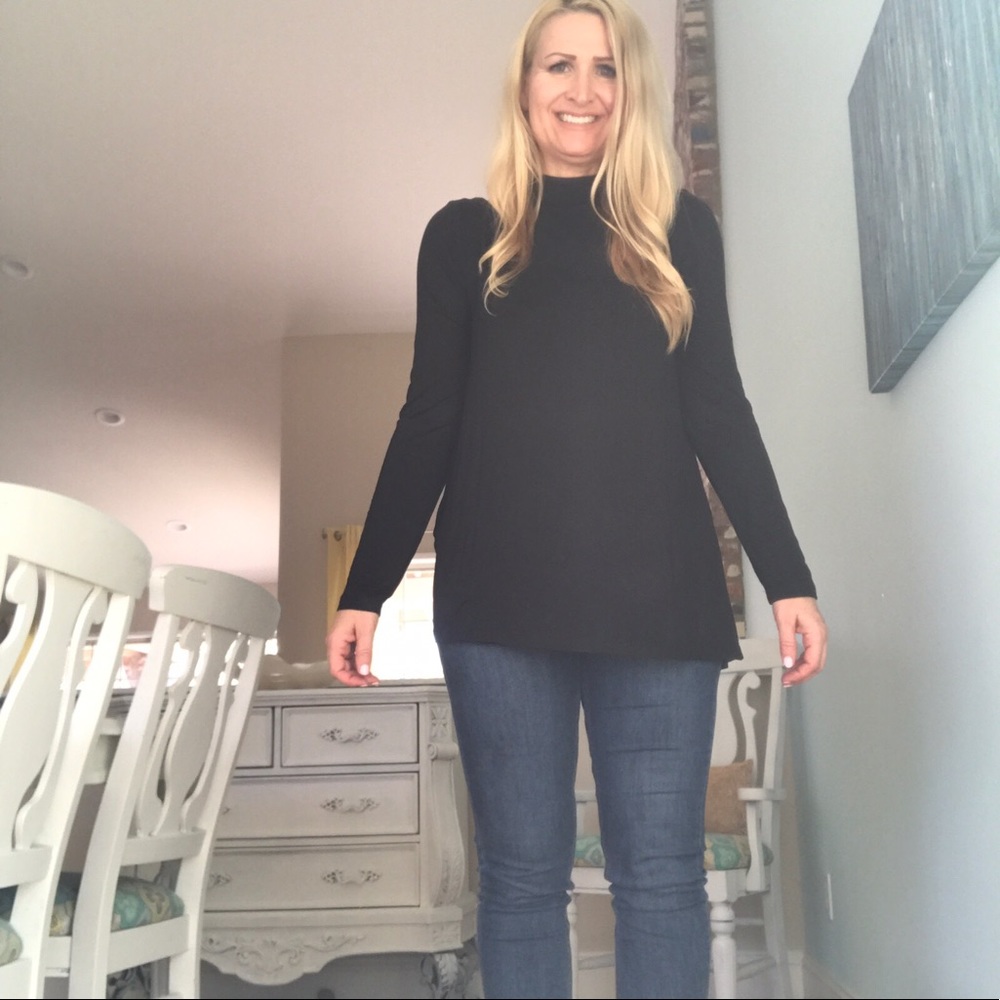 🌷More Back Date Night Top ❄️ Sale 1 Left - Picture 4 of 5